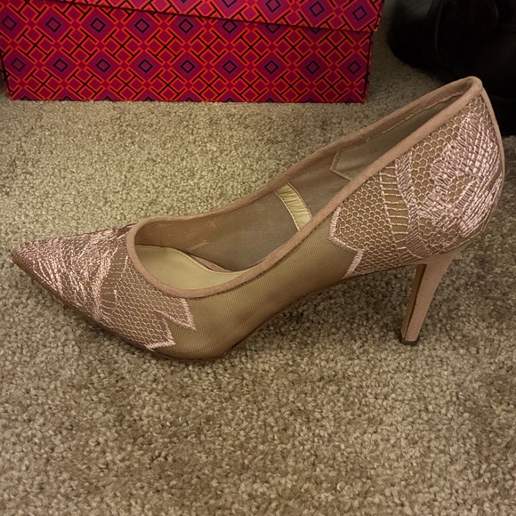 Jessica Simpson heels size 8.5 - Picture 4 of 5